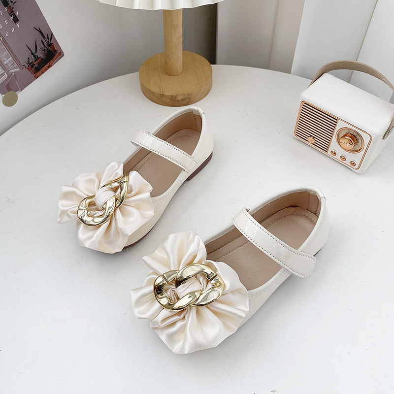 Hercegnő-stílusú lánycipők mikroszálas felsőrésszel, gumí talppal, Velcro-zárás, alacsony profilú, 7–16 éves lányoknak, tavasz–őszi viseletre