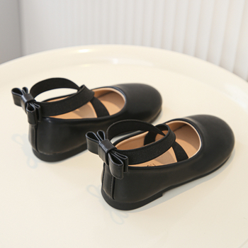 Lányoknak szóló tánccipő, alacsony felsőrész, gumitalp, PU talpbetét, csúszásmentes