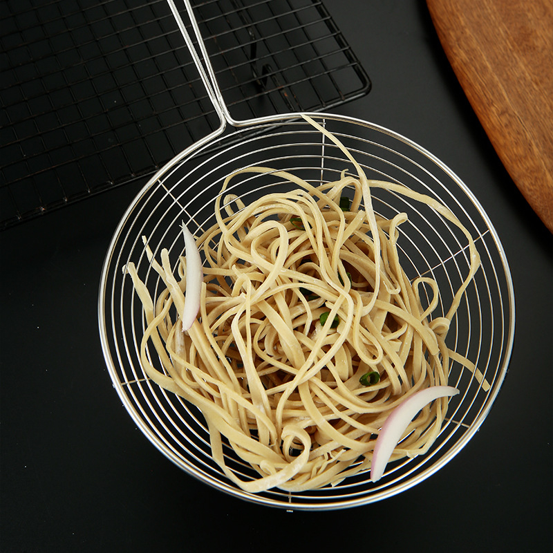 Nerezové sitko s rukoväťou s deviatimi guličkami, veľké sitko na rezance a horúci vývar, proti popáleninám