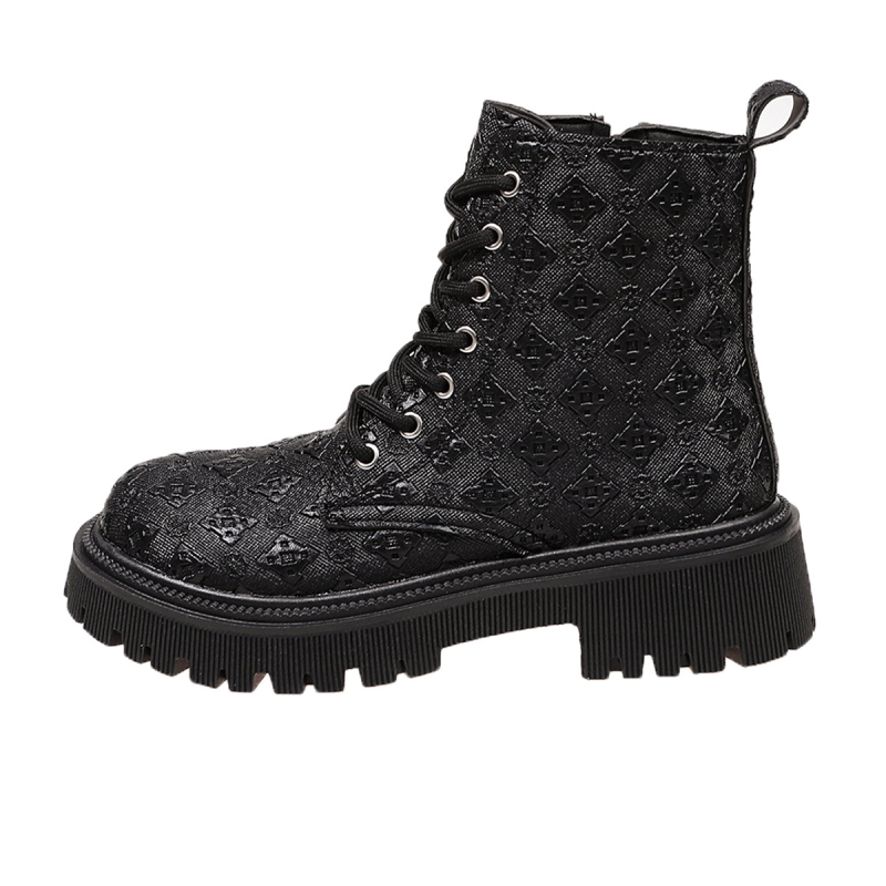 Martin Boots su PU viršutine dalimi, gumos padas, apvalus pirštas, vidutinio kulno aukštis 3–5 cm, žemas dizainas