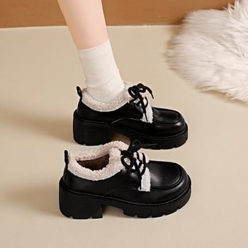 Női bélelt loafer, PU felső rész és talp, slip-on, középmagas sarok, retro brit stílus