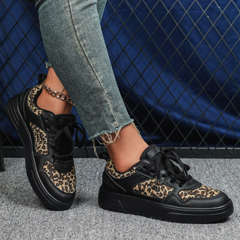 Uniszex sportos-stílusú casual cipő, PU+Mesh felső, EVA talp, fűzővel záródó, 3–5 cm sarkú