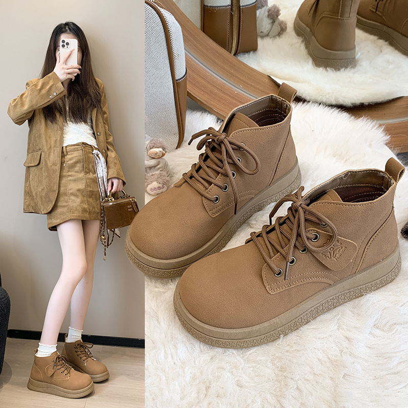 Moteriški Martin batai raišteliniai, retro stilius, Ultra-fiber odos viršus, gumos padas, apvali nosis, fleece įdaila, kulnas 3-5 cm