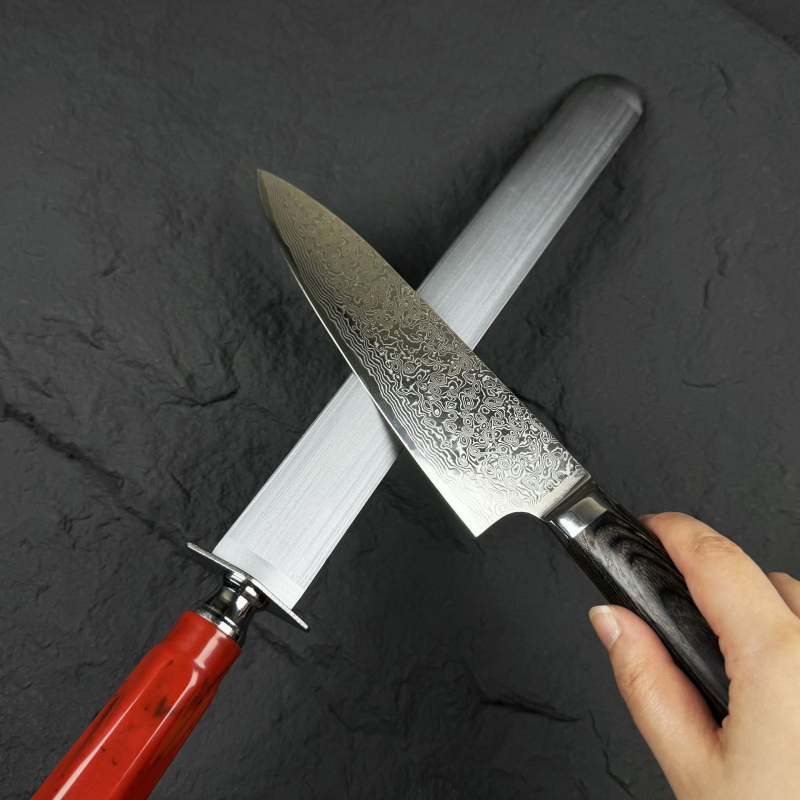 Prút na ostrovanie nožov, vysokouhlíková oceľ, ručný, pohodlný dizajn, možnosť personalizácie a tlače loga