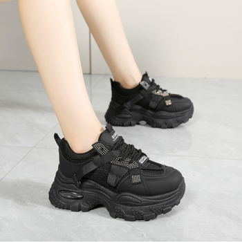 Moterų kasdieniai sportbačiai su stora padu, aukščio padidinimas, kvėpuojanti viršutinė dalis, raišteliai, anti-slip padas AK602