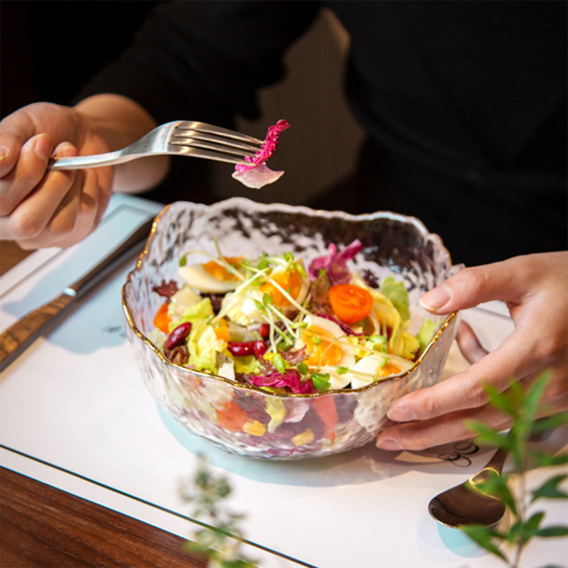 Sklenená misa na šalát, japonský štýl, nepravidelný tvar, jednodielna konštrukcia, mikrovlnná rúra nie je vhodná