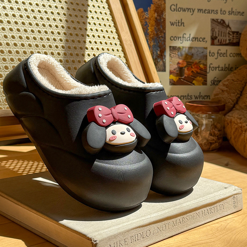 Uždarytų pirštų šlepetės su kailine viduje, vandeniui atspari stora padas, atspari slydimui, vidaus ir lauko naudojimui