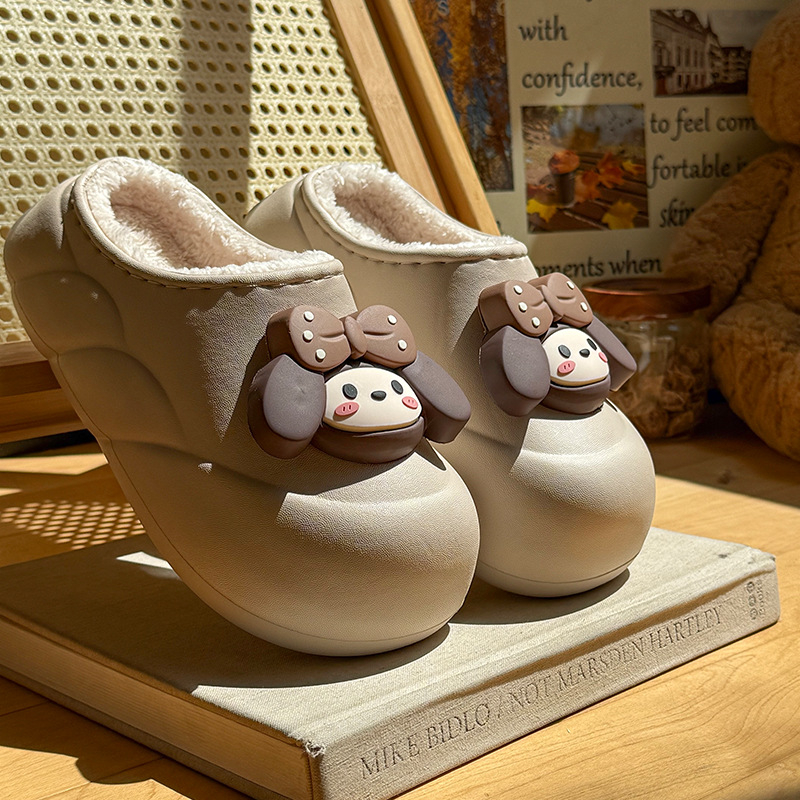 Uždarytų pirštų šlepetės su kailine viduje, vandeniui atspari stora padas, atspari slydimui, vidaus ir lauko naudojimui