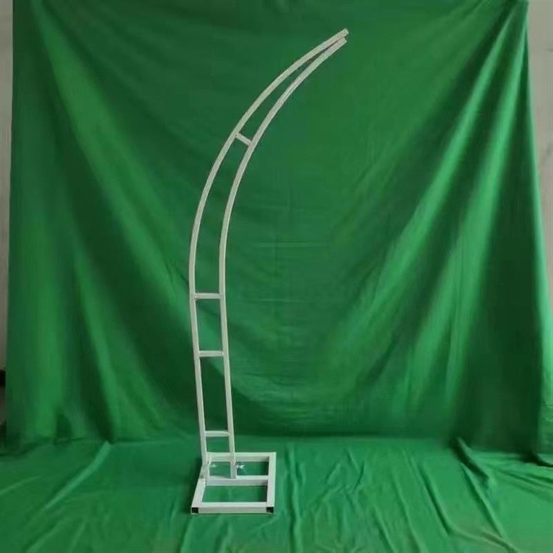 Svadobný oblúk na kvety z železa, tvar krávieho rohu, vonkajšia záhrada (Príležitosť: Svadba; Darček: Osobný dar; Kategória: Darčeková krabička; Narodeniny; Vianoce)