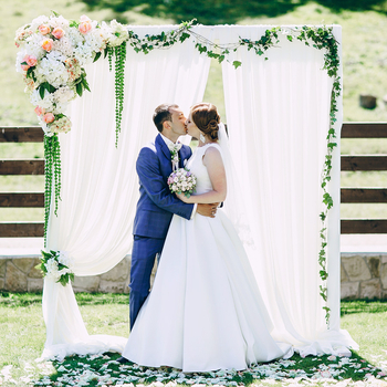 Chiffonové svadobné pozadie záves pre dekoráciu — polyester, moderný minimalistický štýl, vhodné pre obývaciu izbu, balkón a komerčné priestory, bez inštalácie