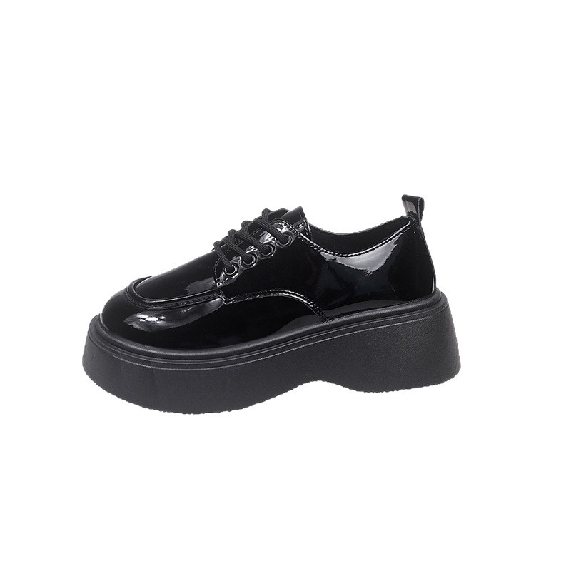 Moteriški Mary Jane loaferiai britiško stiliaus su stora padu, PU patent viršus, apvali nosis, vidutinio aukščio kulnas 3–5 cm