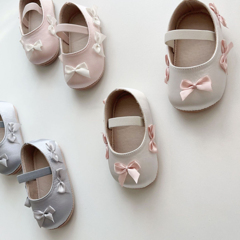 Topánky pre batoľatá pre dievčatá so zapínaním na suchý zips, vrchný diel zo hodvábu, podrážka z gumy, PU vložka, podšívka z umelej kože