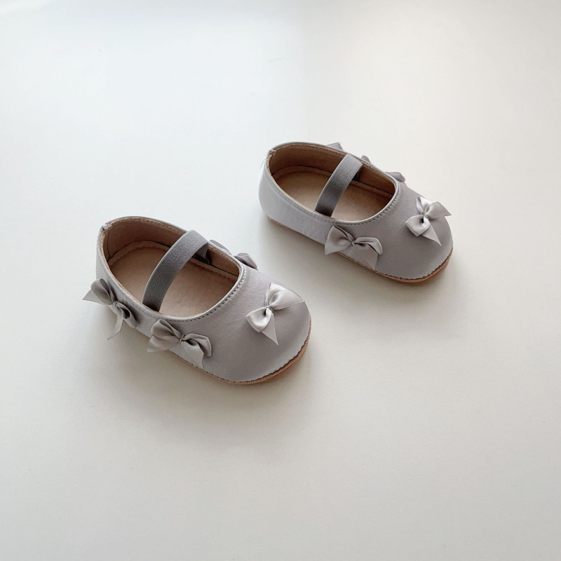 Topánky pre batoľatá pre dievčatá so zapínaním na suchý zips, vrchný diel zo hodvábu, podrážka z gumy, PU vložka, podšívka z umelej kože