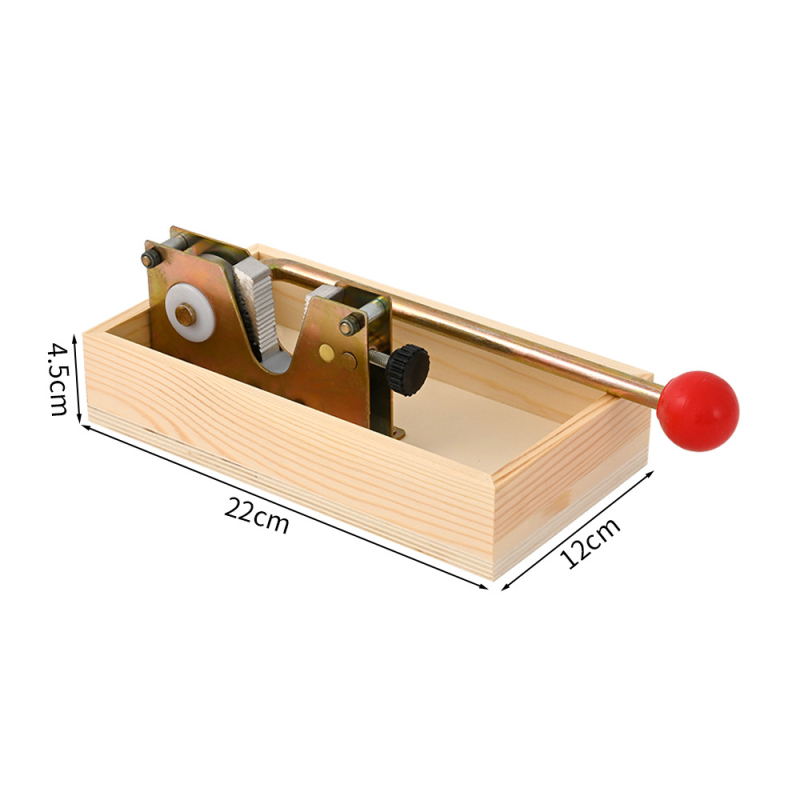 Klip na otváranie škrupín orechov a makadamie, hliník, značka Yidai Liufang, Yiwu, jar 2017