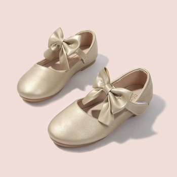 Topánky pre dievčatá z kože, vrchný materiál mikrovlákno, podrážka z teľacieho šľachu, stielka PU, zapínanie na suchý zips, nízky profil