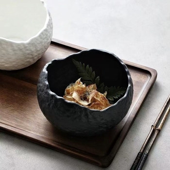 Porcelánová misa v západnom štýle, nepravidelný tvar, moderný minimalistický štýl, vhodná do mikrovlnky, podglazúrny povrch, možnosť potlače loga