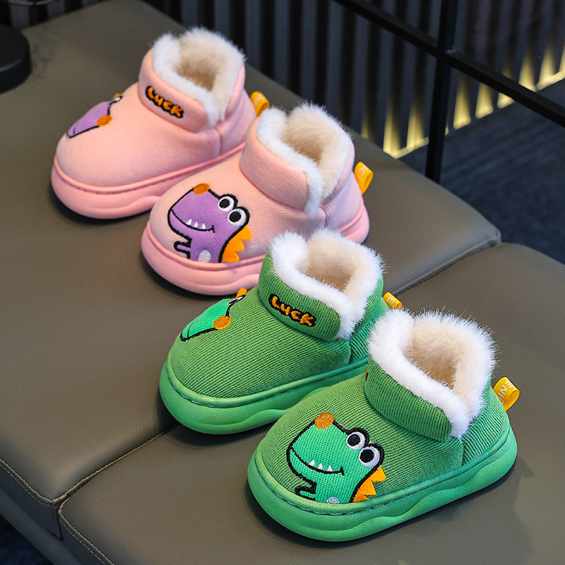 Unisex detské zamatové papuče do interiéru, pre vek 7–12 rokov, vzor karikatúr, podrážka PVC