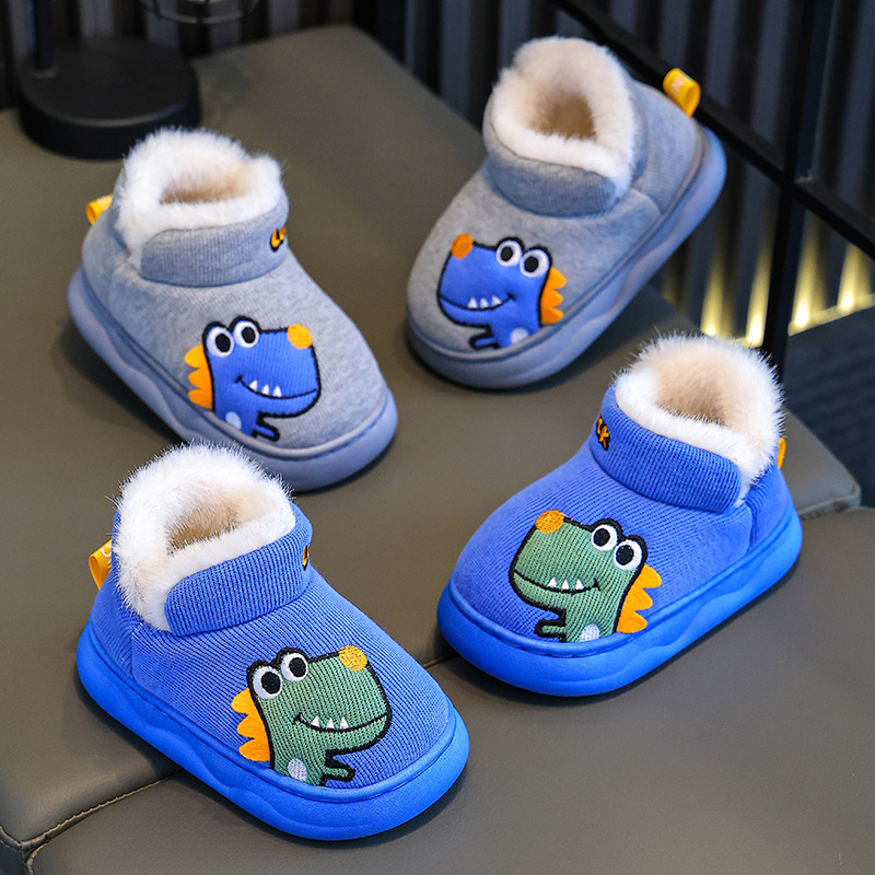 Unisex detské zamatové papuče do interiéru, pre vek 7–12 rokov, vzor karikatúr, podrážka PVC