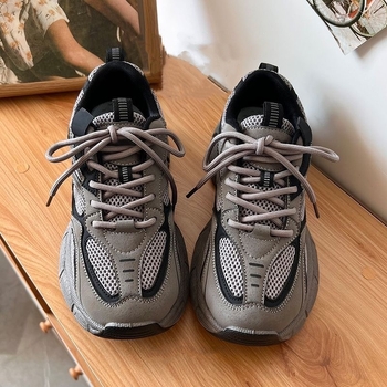 Női dad shoes - PU felső rész, kerek orr, középmagas sarok 3–5 cm, magas szár 3–7 cm, fűzővel záródik