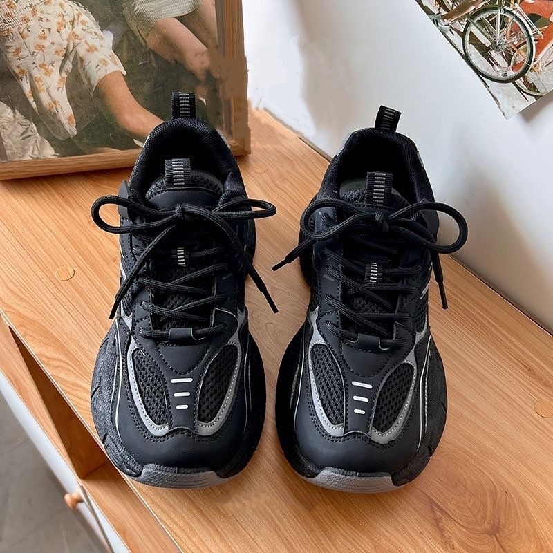Női dad shoes - PU felső rész, kerek orr, középmagas sarok 3–5 cm, magas szár 3–7 cm, fűzővel záródik
