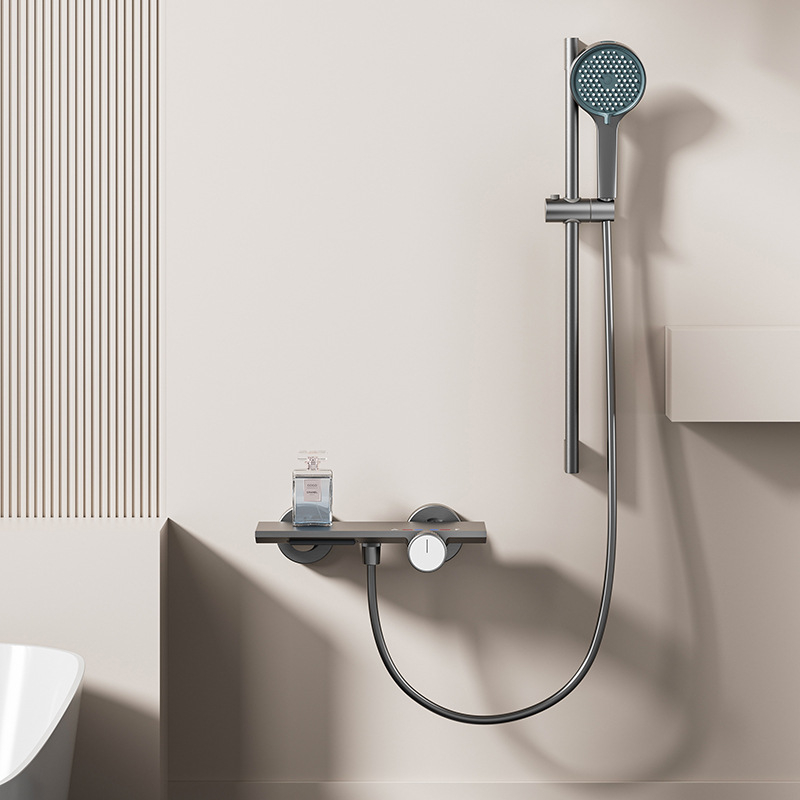 Sprchový set so skrytým inštalovaním, štvorcový dizajn, Space hliník, model 26562; moderný minimalistický štýl, anodizovaný povrch, masážna funkcia a regulácia teploty