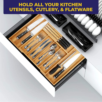 Bambusový organizér do kuchynskej zásuvky na riad s teleskopickým deličom — moderný minimalistický štýl, domáce použitie