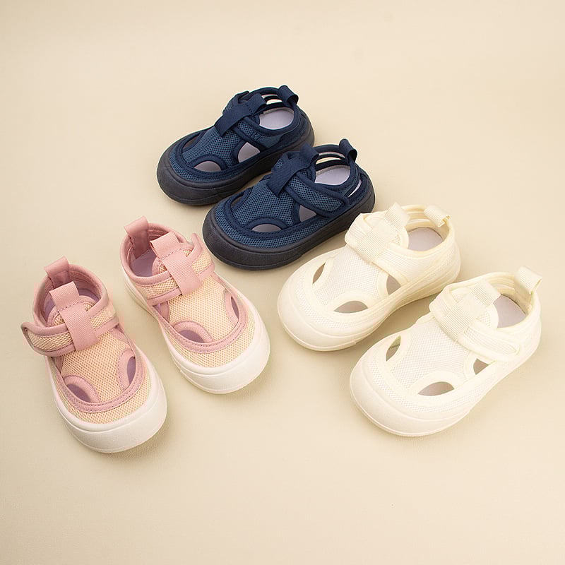 Unisex detské športové sandále s priedušným sieťovým vrškom, elastický vrchný materiál, zapínanie na suchý zips a mäkká TPR podrážka