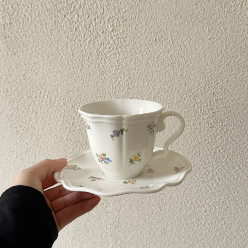 Porcelánový tanier s kvetinovou krajkou, kruhový, vhodný do mikrovlnky, retro štýl