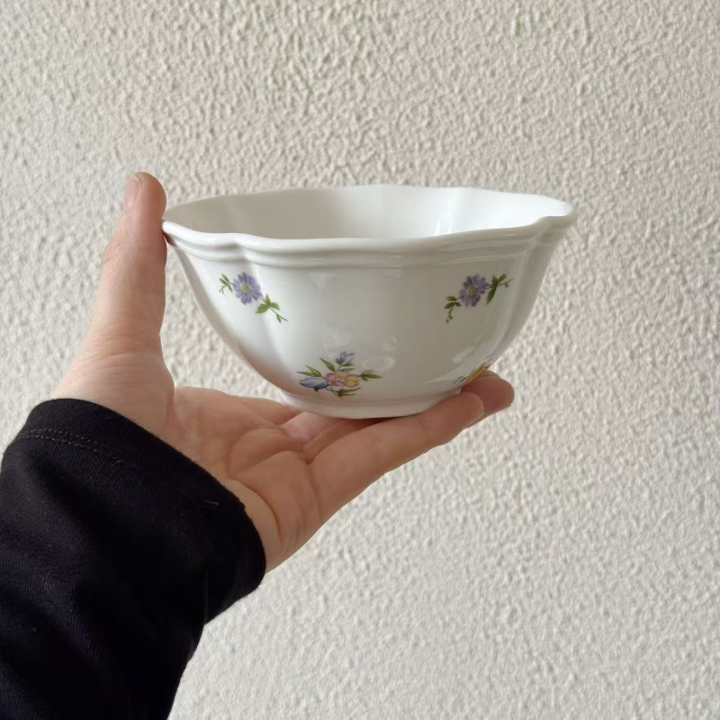 Porcelánový tanier s kvetinovou krajkou, kruhový, vhodný do mikrovlnky, retro štýl