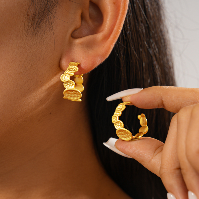 WE4996 925 sidabro geometriniai C formos auskarai su smeigtuku – elektroplatinimas, senovinio pinigų stilius