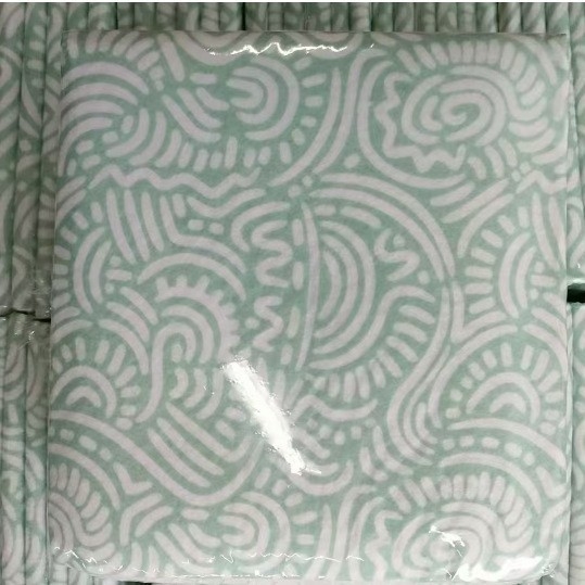 Libisemiskindel külmiku matt, veekindel ja õlile vastupidav, niiskuse- ja hallitusvastane; polüester, lillemustriga, ruudukujuline kuju