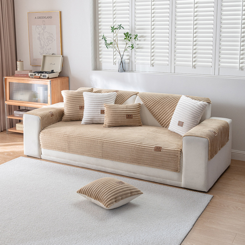 Potah na vankúš na sedačku – umelý králičí plyš, minimalistický štýl, jednofarebný vzor, univerzálne uchytenie, látkový model vankúša, dostupná personalizácia