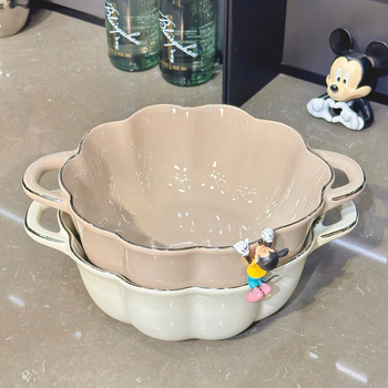 Keramický jedálenský set v nordickom štýle so krajkovým okrajom: tanier, miska a jedálenské paličky — darček pripravený