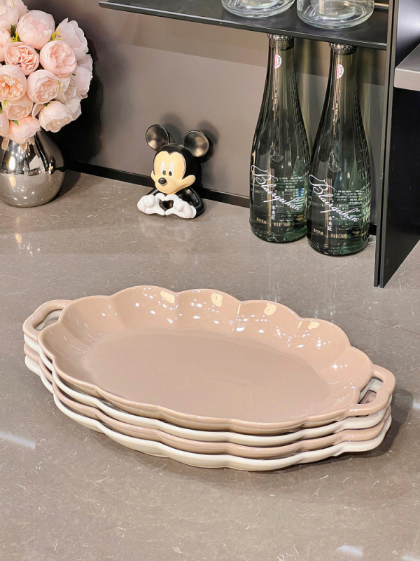 Keramický jedálenský set v nordickom štýle so krajkovým okrajom: tanier, miska a jedálenské paličky — darček pripravený