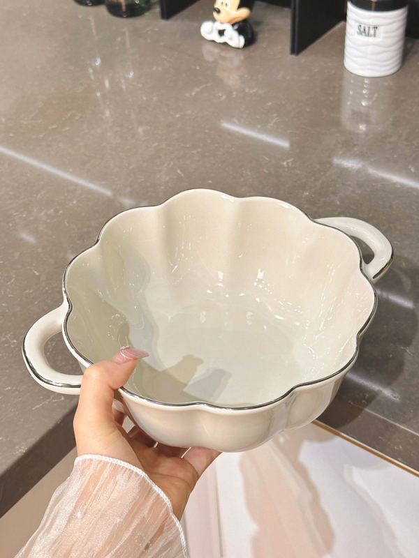 Keramický jedálenský set v nordickom štýle so krajkovým okrajom: tanier, miska a jedálenské paličky — darček pripravený