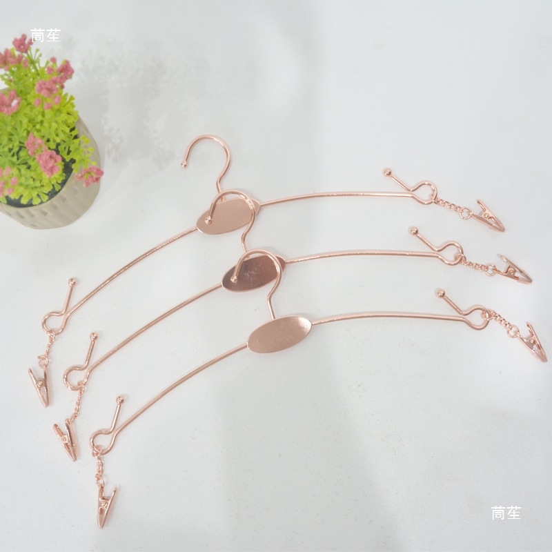 Stolný stojan na spodné prádlo s kovovým vešiakom na podprsenky