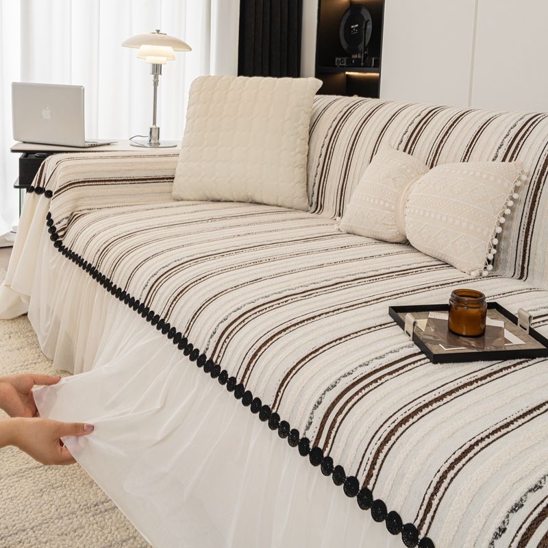 Poťah na sedačku z chenille, univerzálny pre všetky sezóny, pruhovaný vzor, ľahký luxusný štýl, tvar doily