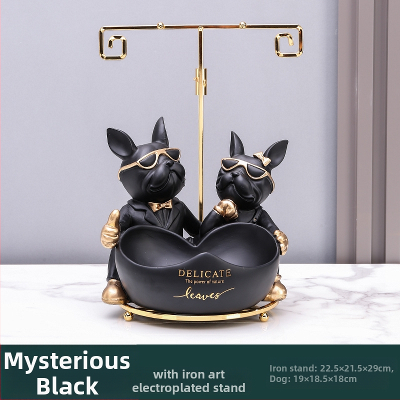 Smaržīgā buldogā figūra — atslēgu, tālvadības pults un uzkodu turētājs, dekors pie TV skapja; roku apglezots, mūsdienīgs minimālisma stils, pielāgojams