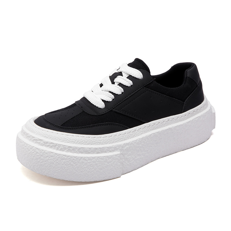 Štýlové tenisky s hrubou podrážkou, priedušný plátenný vrch, sieťová výstelka, šnúrky, guľatá špička