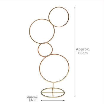 Donut tvarovaný ozdobný kovový kvetinový doplnok so hodvábnymi margarétami