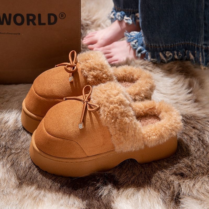 Moteriškos šlepetės su dirbtinio zomšos viršutine dalimi, uždaras pirštas, vidinis pūkų pamušalas, PVC padas žiemai ir rudeniui