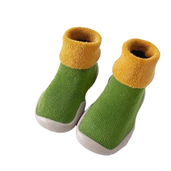 Детски обувки за прохождащи – високи обувки, райета, корейски стил; дишащи, антихлъзгащи и топли; за деца на възраст 12–36 месеца