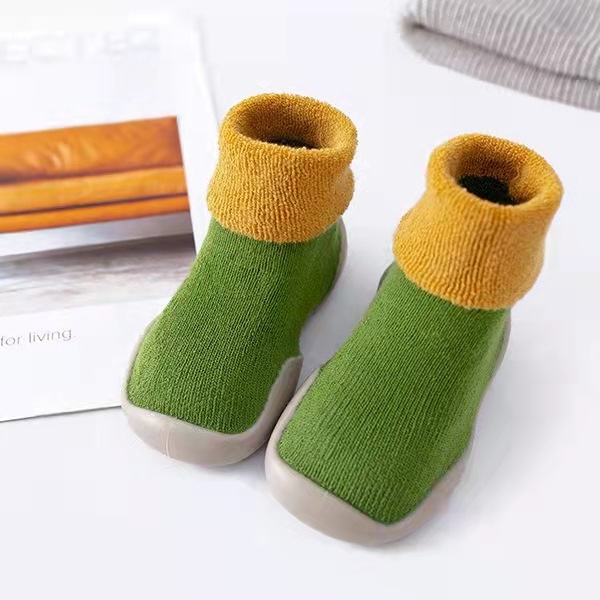 Детски обувки за прохождащи – високи обувки, райета, корейски стил; дишащи, антихлъзгащи и топли; за деца на възраст 12–36 месеца