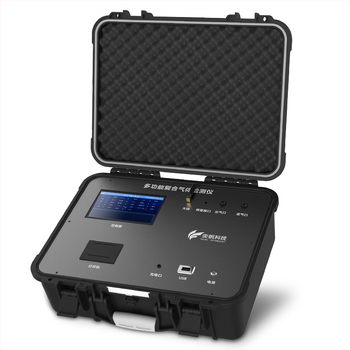 Prenosný detektor amoniaku a zápachu, model YF-900A — meria TVOC, toxické plyny a zápach; presnosť <±3% FS; napájanie 12V DC; prevádzková teplota -20 až 60°C