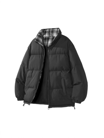 Vyrinė žieminė striukė iš poliesterio su stovinčia apykakle, užtrauktukas priekyje, be gobtuvo, laisvas kirpimas, poliesterio pamušalas