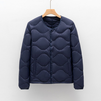 Пухено зимно яке, леко, без яка, регулярна дължина, пълнеж 86–90% бял гъши пух, 600 пухова мощност, външна материя найлон, подплата найлон