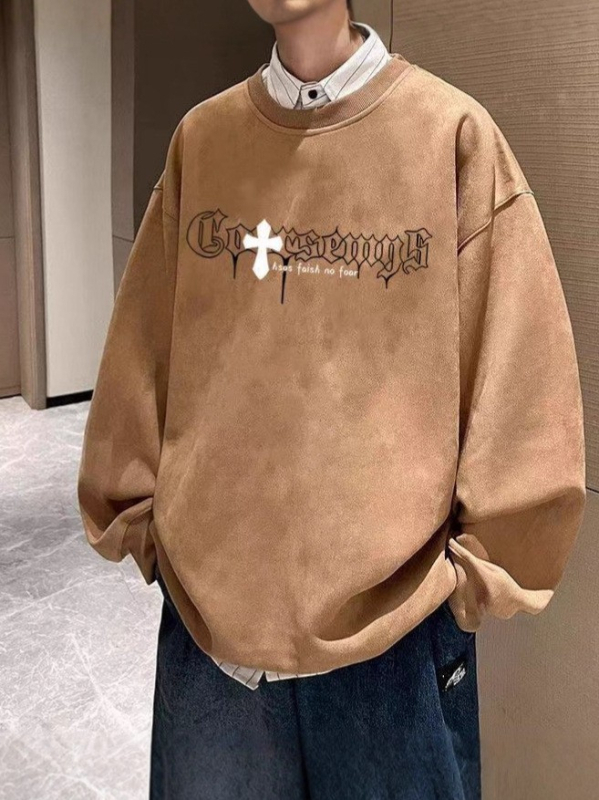 Пуловер от суед велур, кръгло деколте, къси ръкави, принт, свободен силует