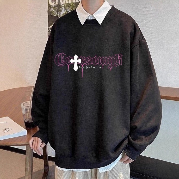 Пуловер от суед велур, кръгло деколте, къси ръкави, принт, свободен силует