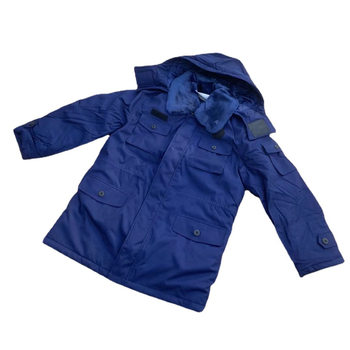 Hrubé zateplenie s bavlnenou výplňou, opasok, zapínanie na jeden rad, tkanina z polyesterovej zmesi