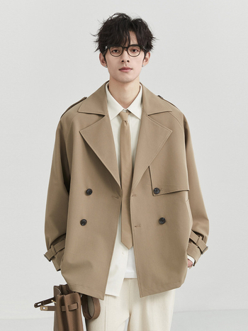 Kórejská verzia krátkeho kabáta, dvojradové zapínanie, golier v štýle Western, voľný strih, jednobarevný, 100% polyester vrchný materiál a podšívka, na jar a jeseň.